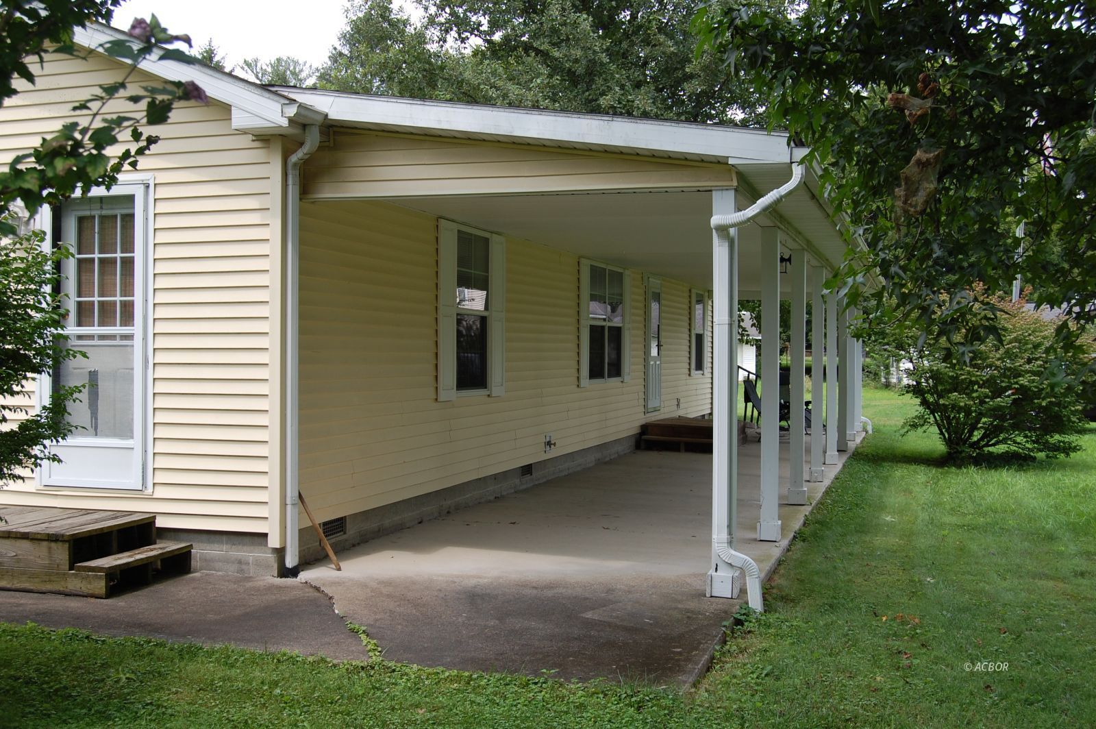 5501 State Street Property Photo 12