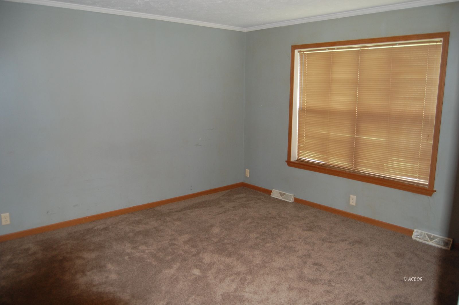 5501 State Street Property Photo 23