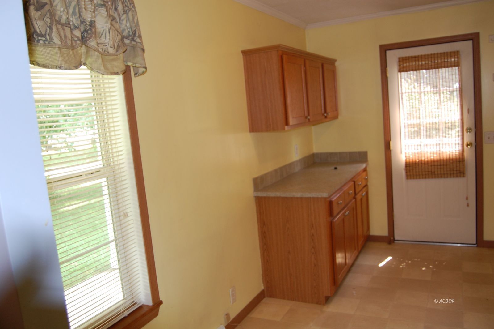 5501 State Street Property Photo 31