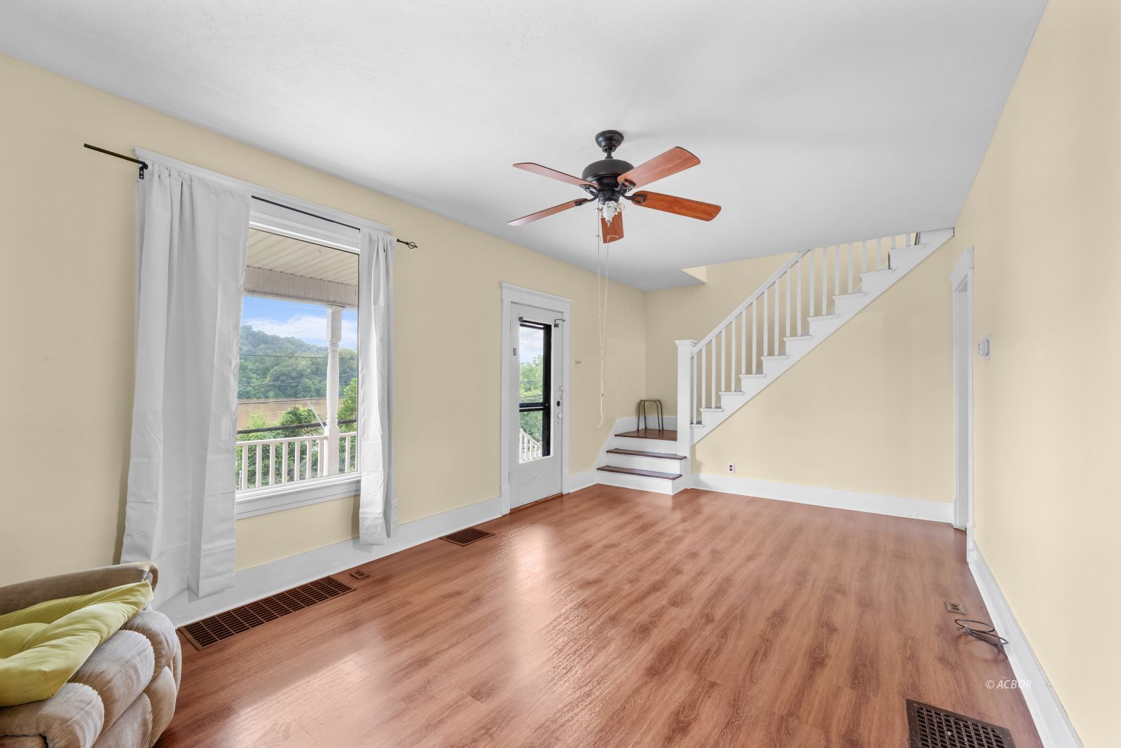 42916 State Route 124 Property Photo 7