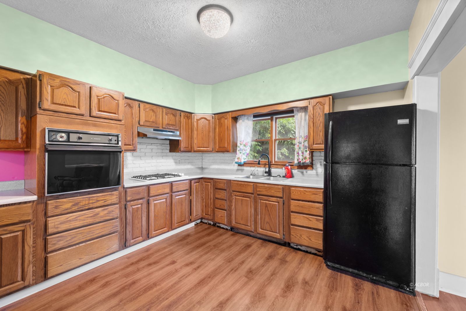 42916 State Route 124 Property Photo 9