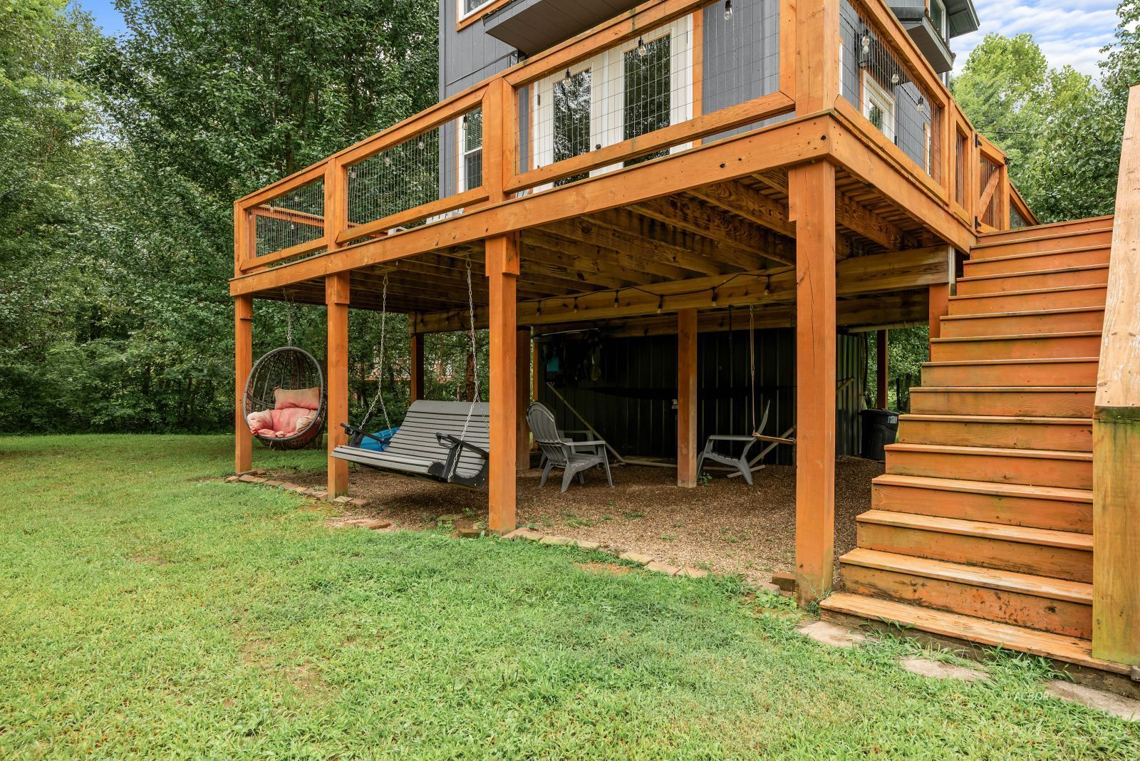 7696 Bull Run Road Property Photo 3