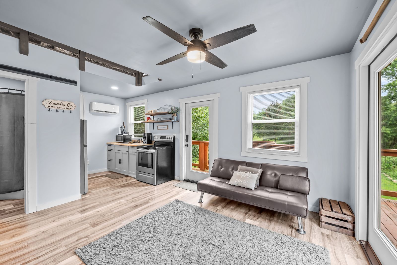 7696 Bull Run Road Property Photo 10
