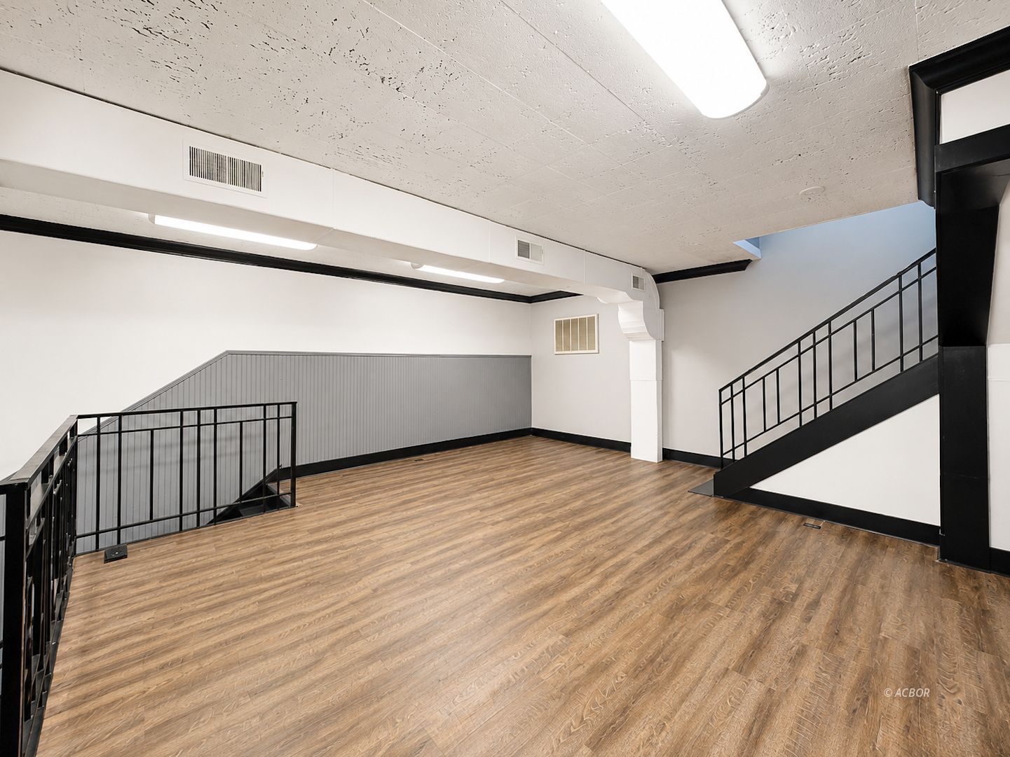 111 Court Property Photo 11