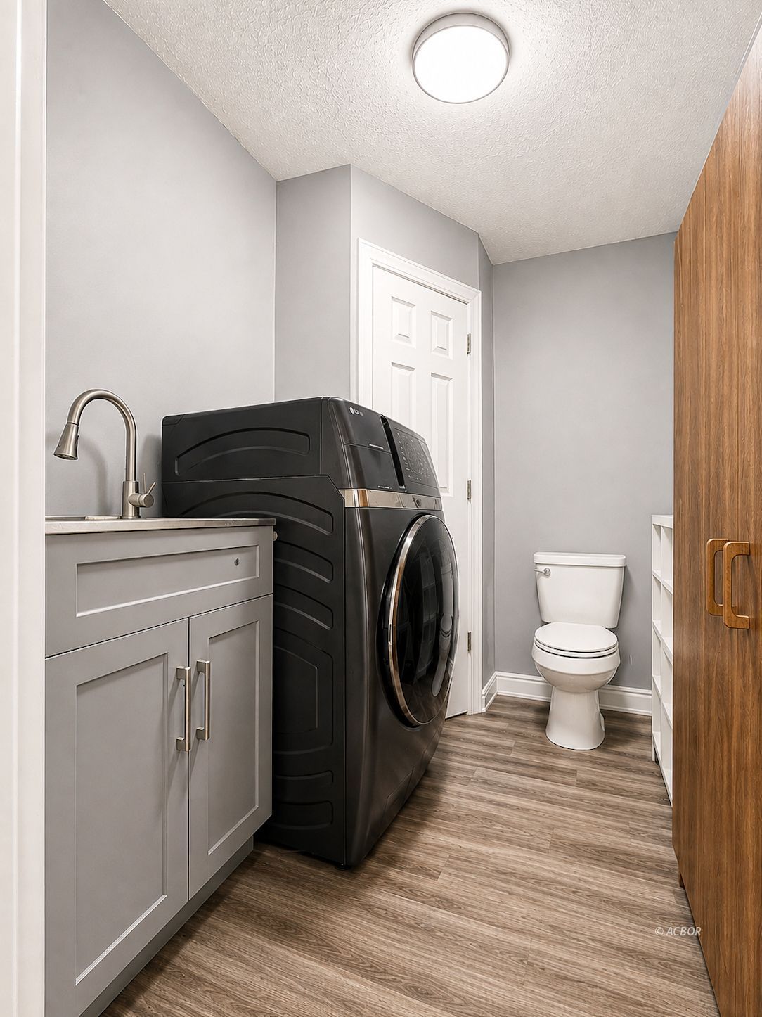 111 Court Property Photo 20