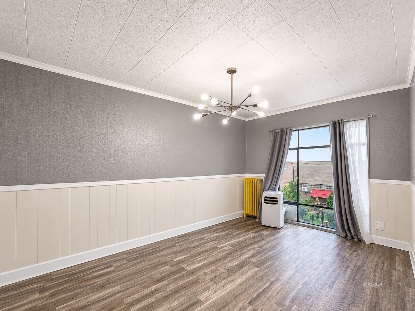 111 Court Property Photo 24