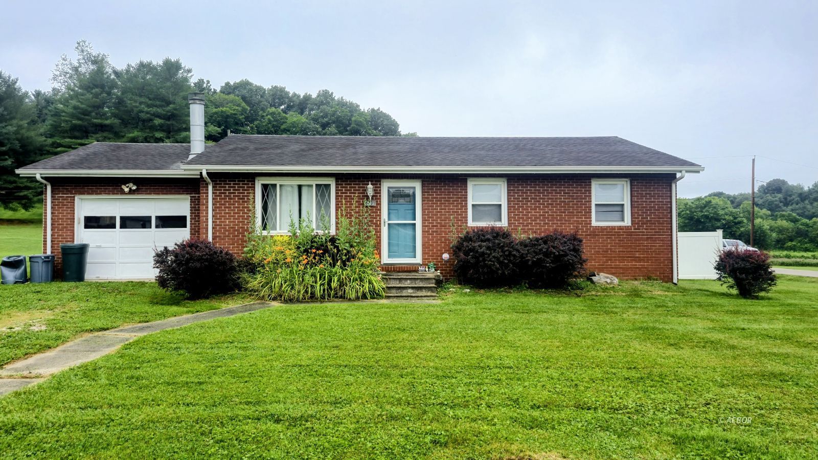 6701 Radford Rd Property Photo 1