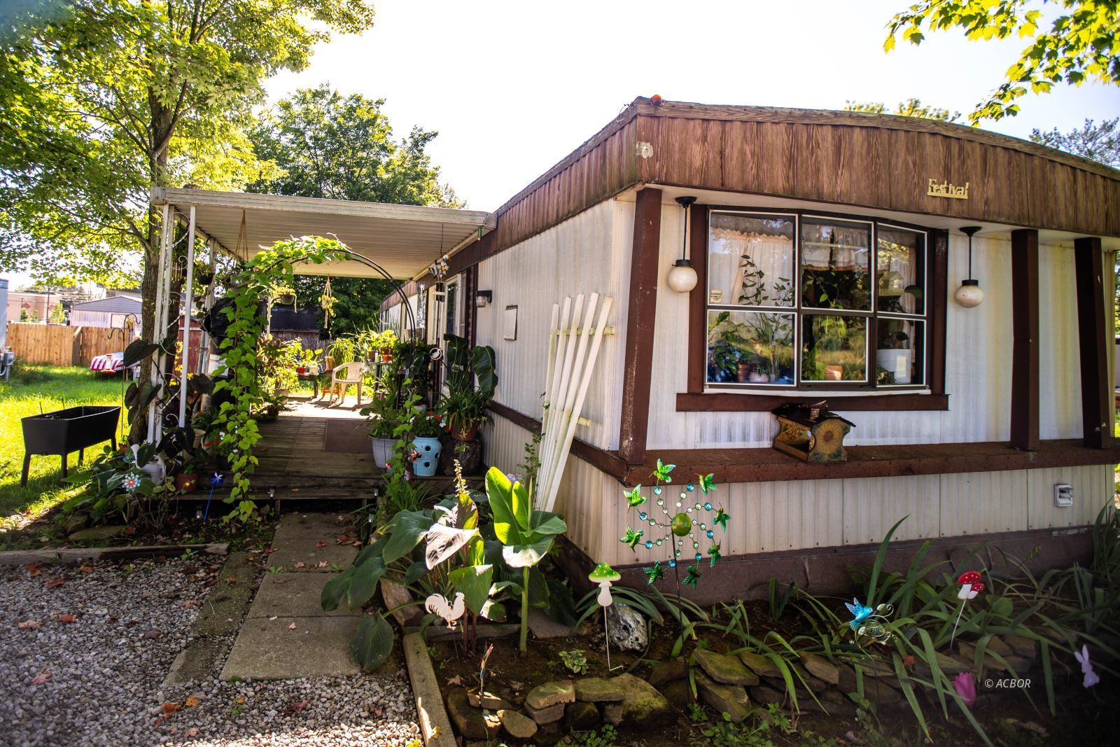 11 Property Photo 3