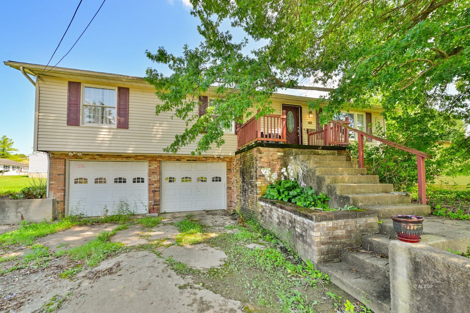 45 N Clinton Property Photo 1