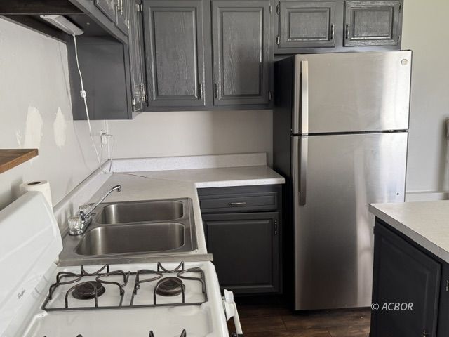 319 Broadway St Property Photo 11