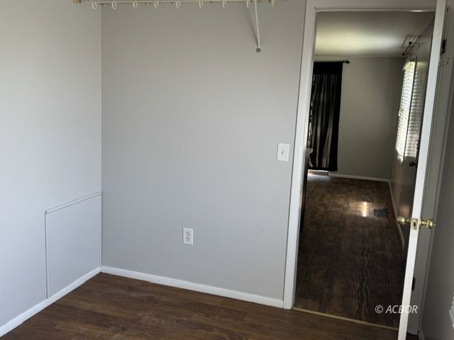 319 Broadway St Property Photo 17