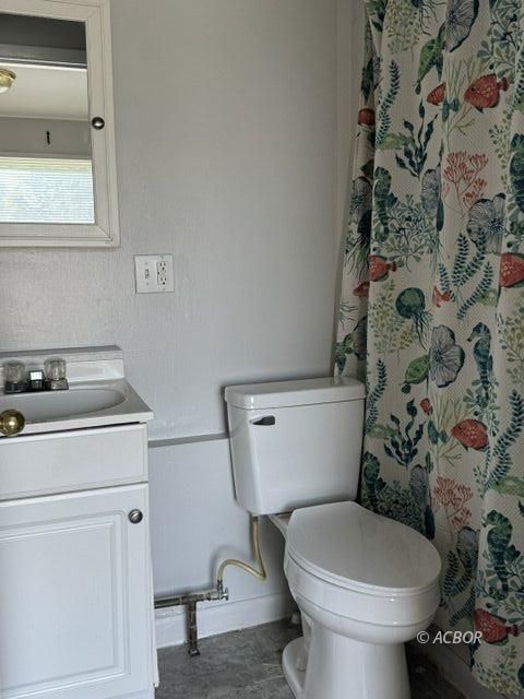 319 Broadway St Property Photo 19