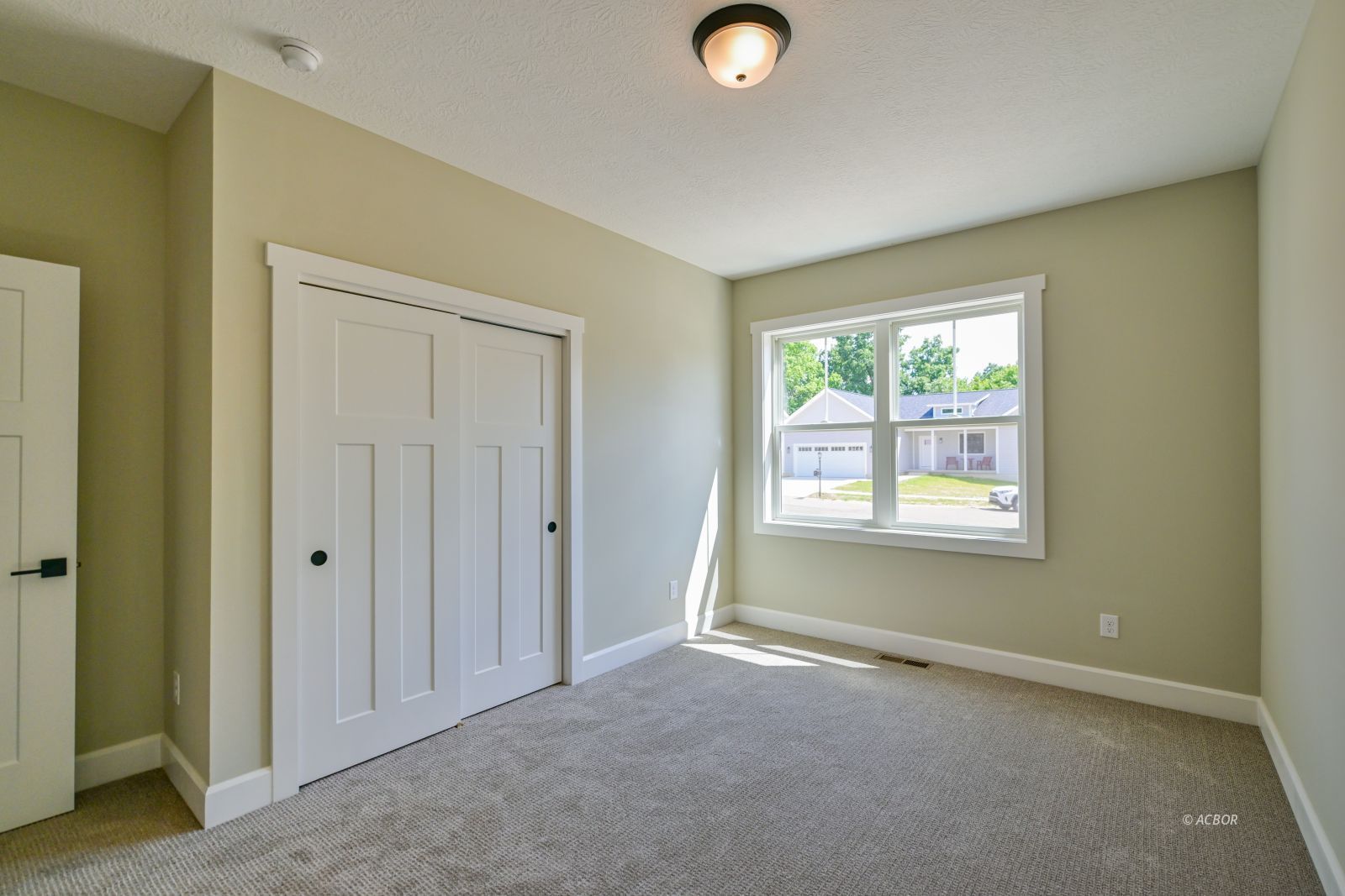 23 Walnut Ct Property Photo 16