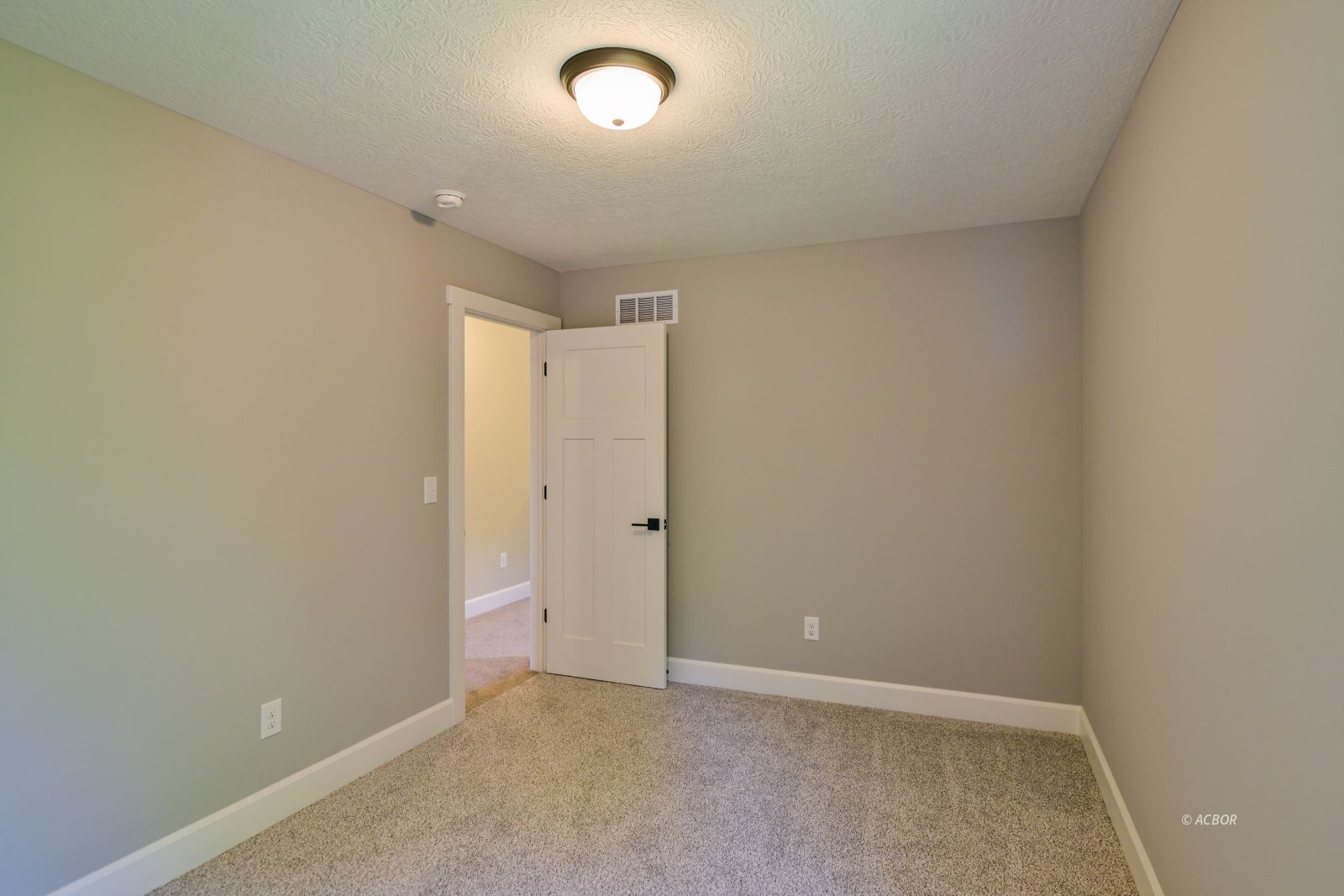 23 Walnut Ct Property Photo 32