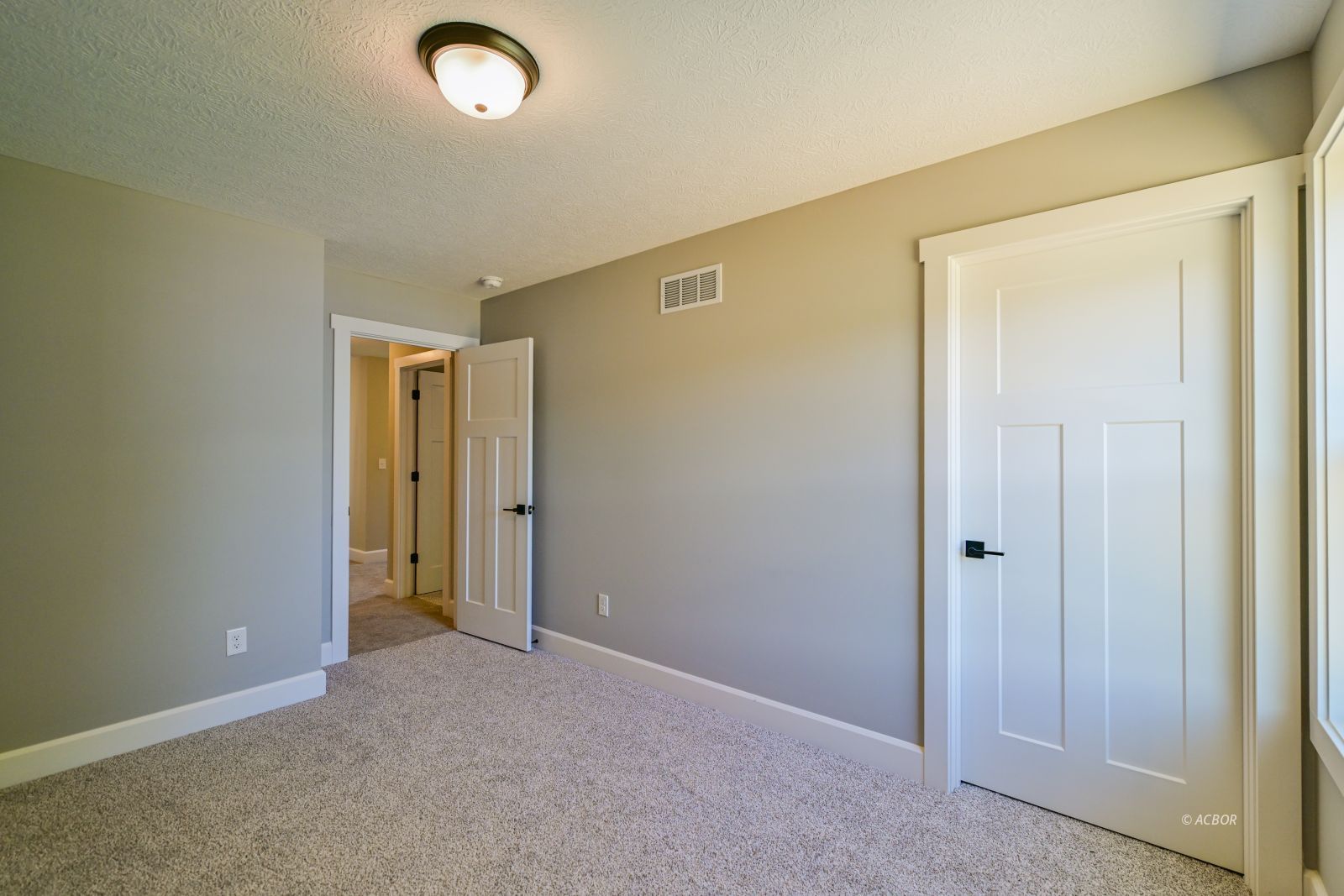 23 Walnut Ct Property Photo 34