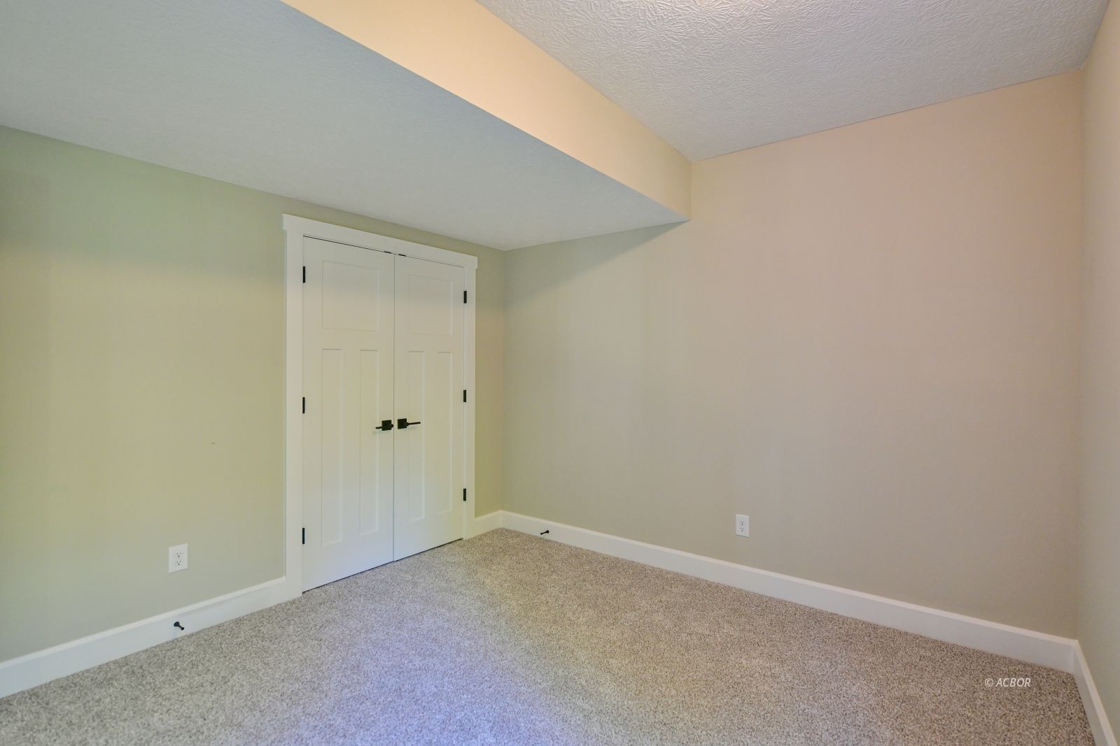 23 Walnut Ct Property Photo 46