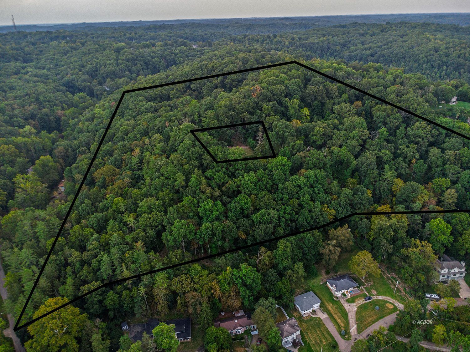 Cable Ln Property Photo 2