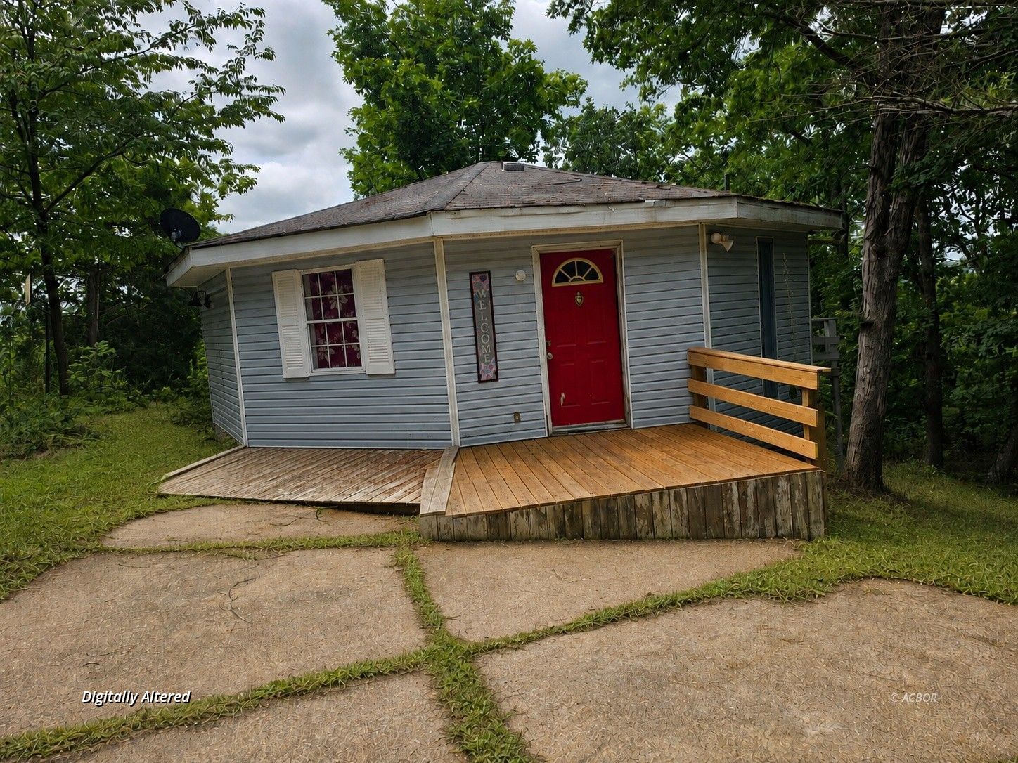 543 Solar Property Photo 1