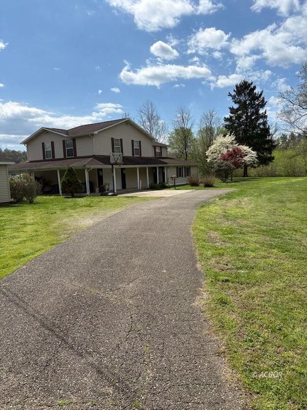 10 Cottage Drive Property Photo 1