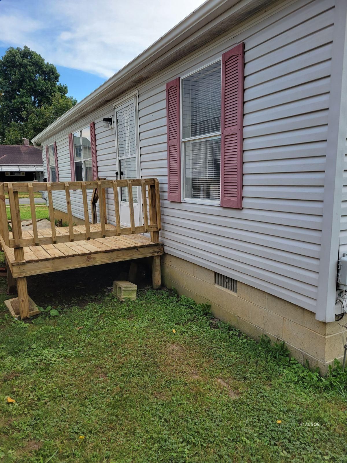 308 West Washington St Property Photo 1