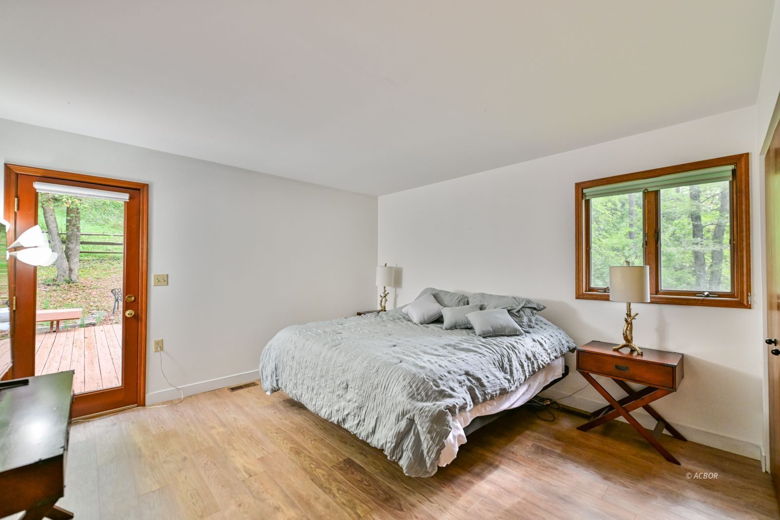 16 Mcguffey Ln Property Photo 21