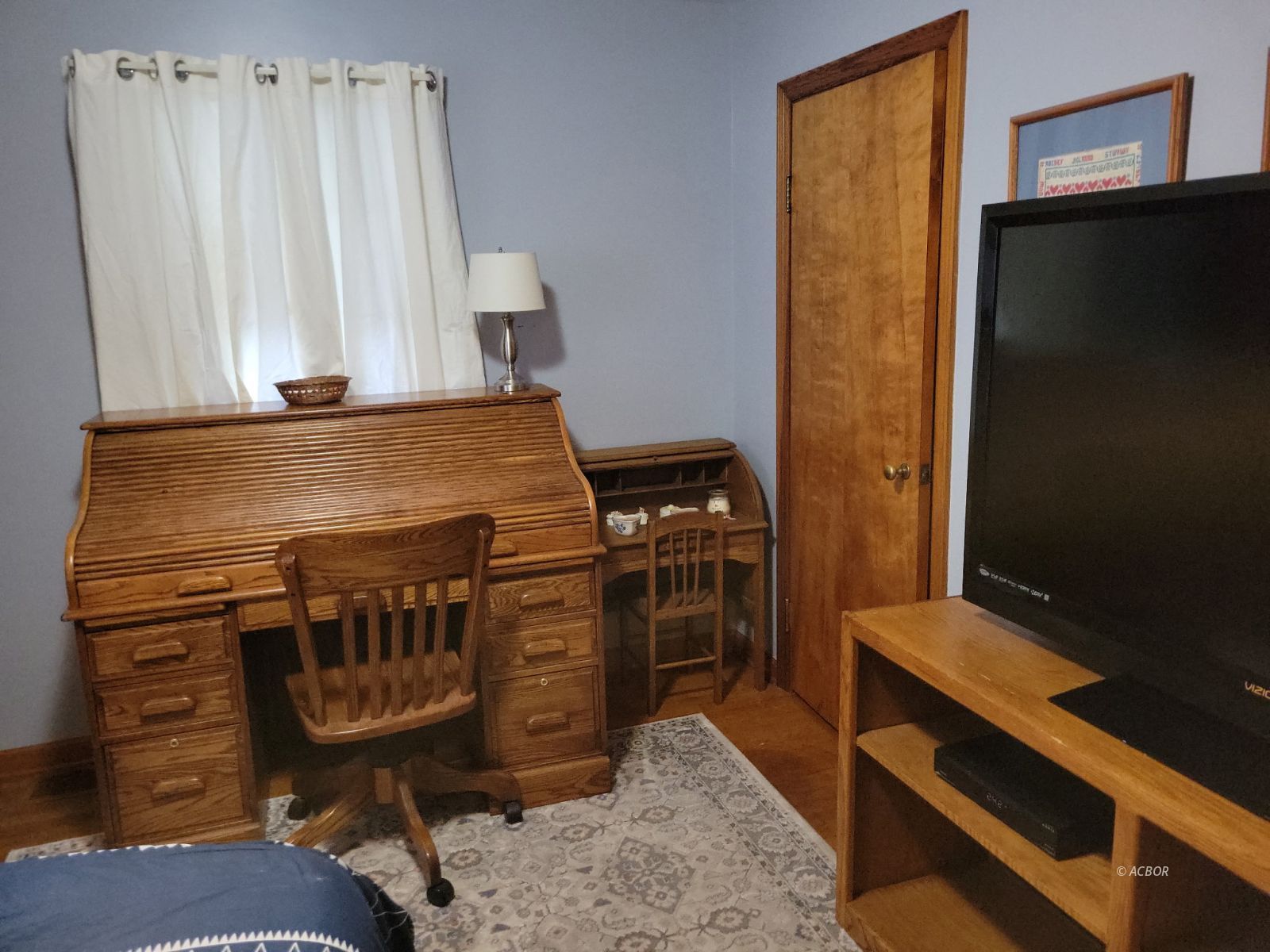 840 Baird St Property Photo 20