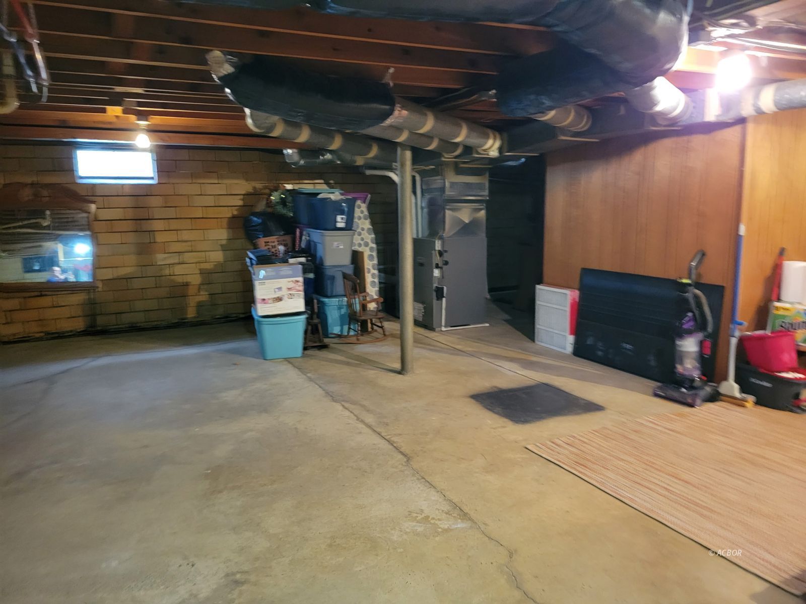 840 Baird St Property Photo 37