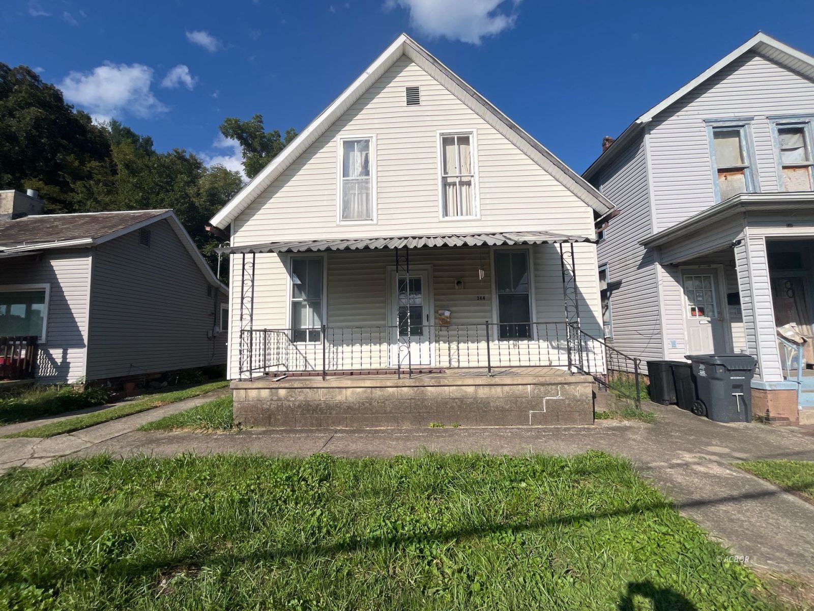 344 Poplar St Property Photo 1