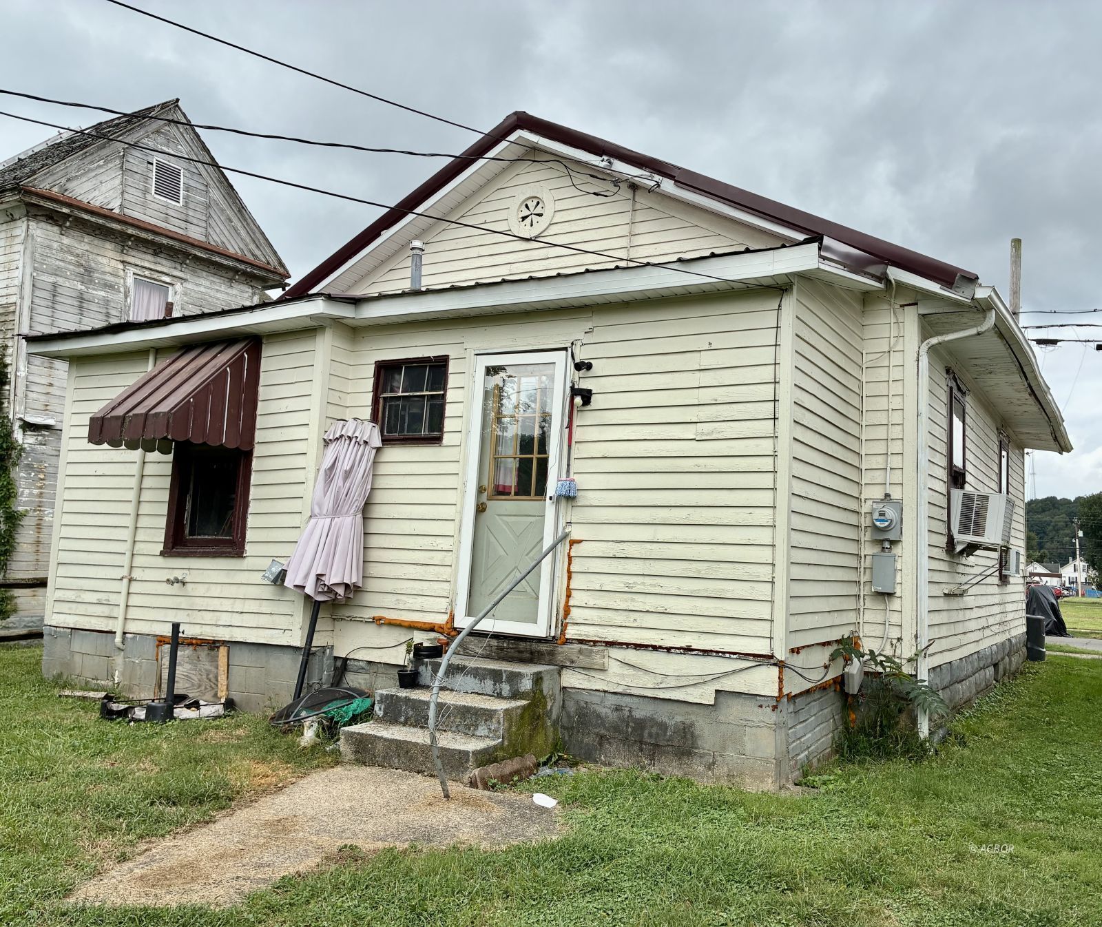 770 S Seecond Ave Property Photo 3