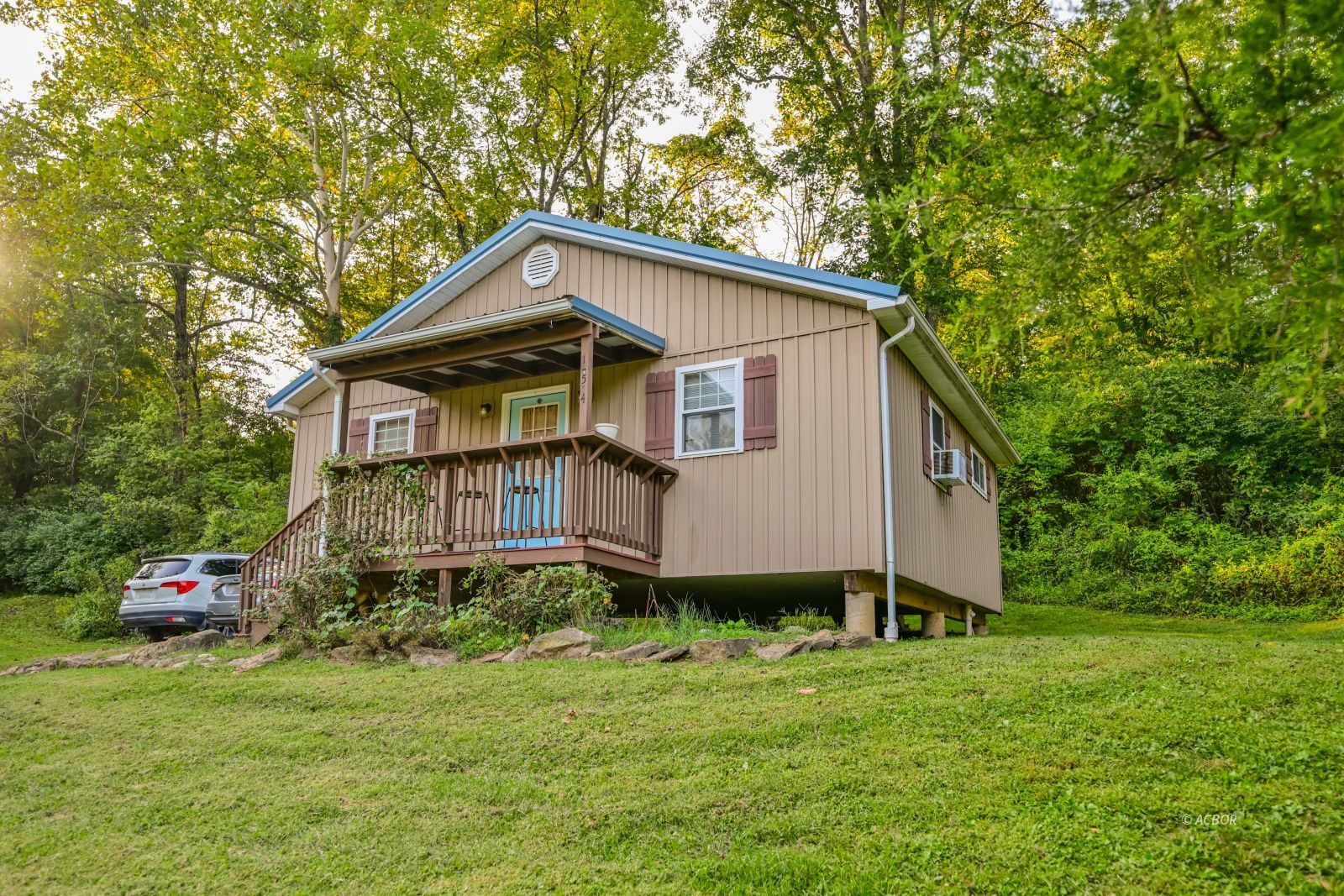 14510 Dutch Creek Rd Property Photo 2