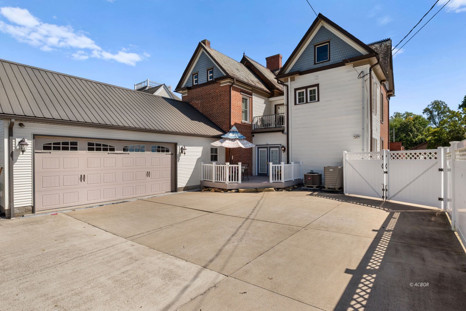 538 Second Ave Property Photo 36