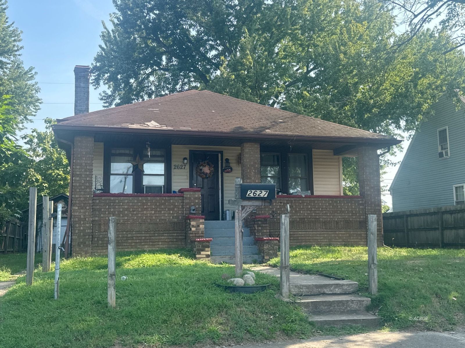 2627 S 4th St Property Photo 1