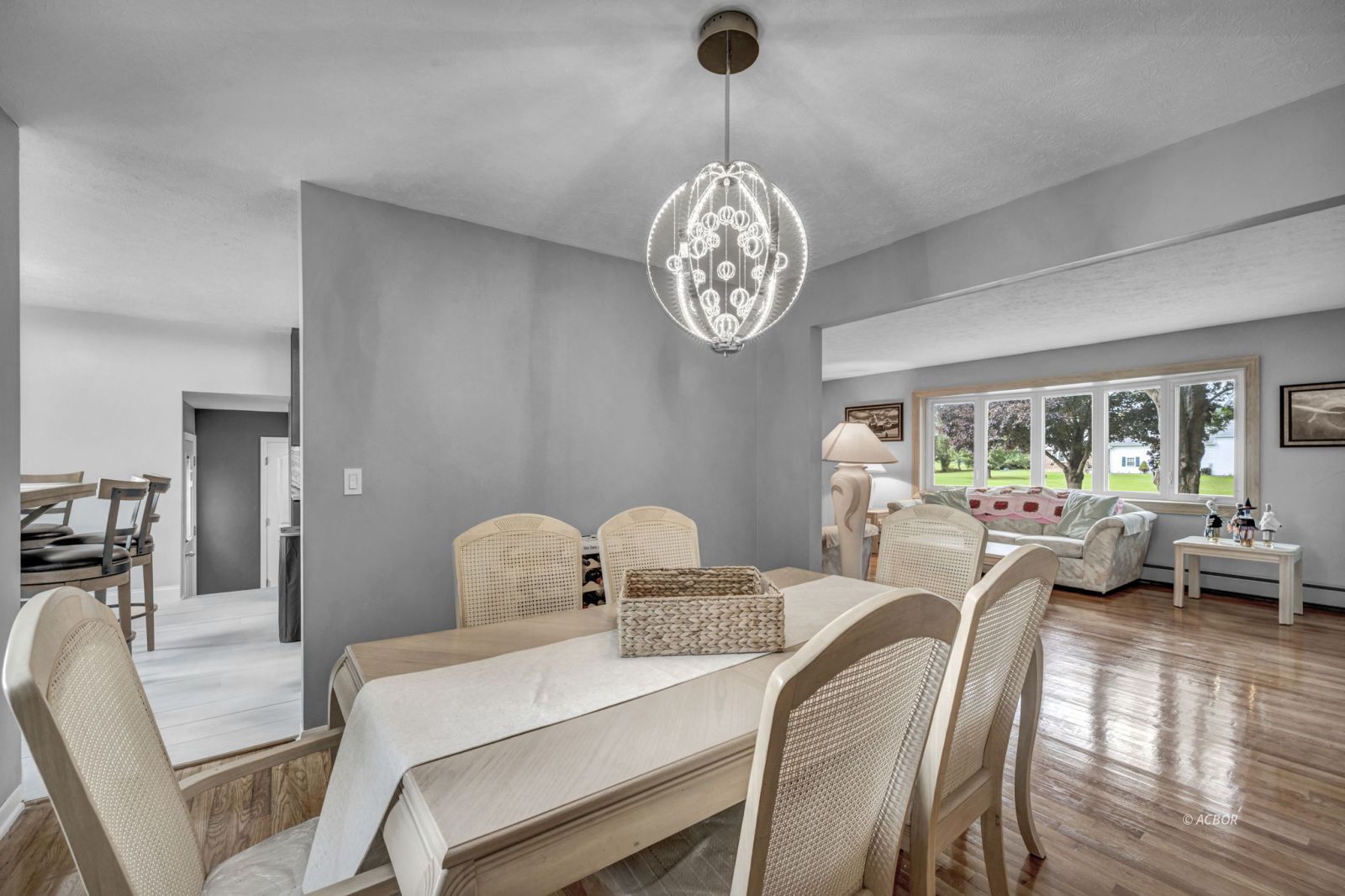 9037 Skypark Dr Property Photo 13