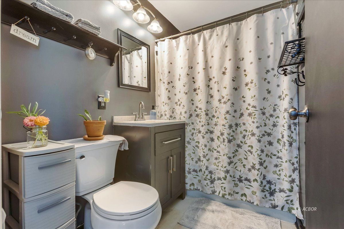 27265 Miller Rd Property Photo 30