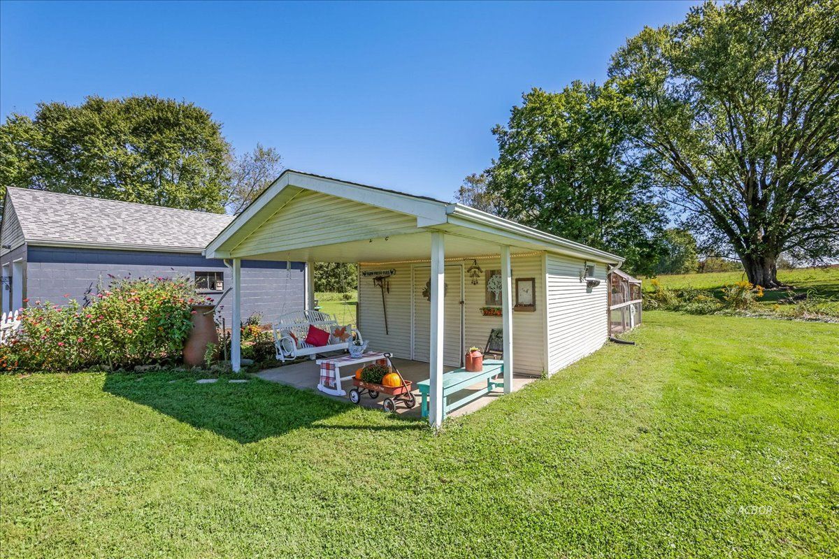 27265 Miller Rd Property Photo 51