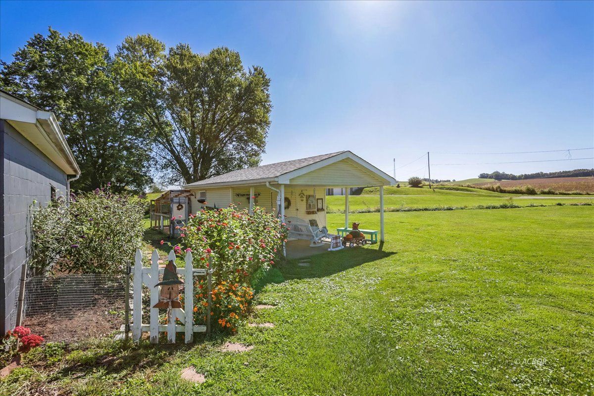 27265 Miller Rd Property Photo 52