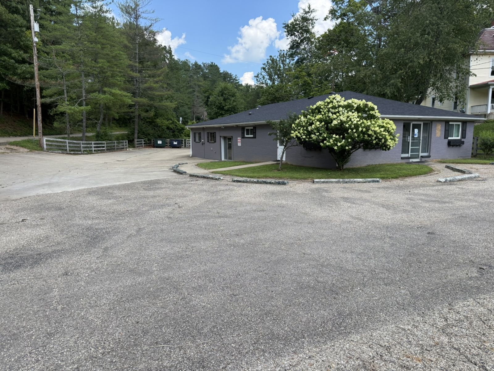 16 Pomeroy Rd Property Photo 1