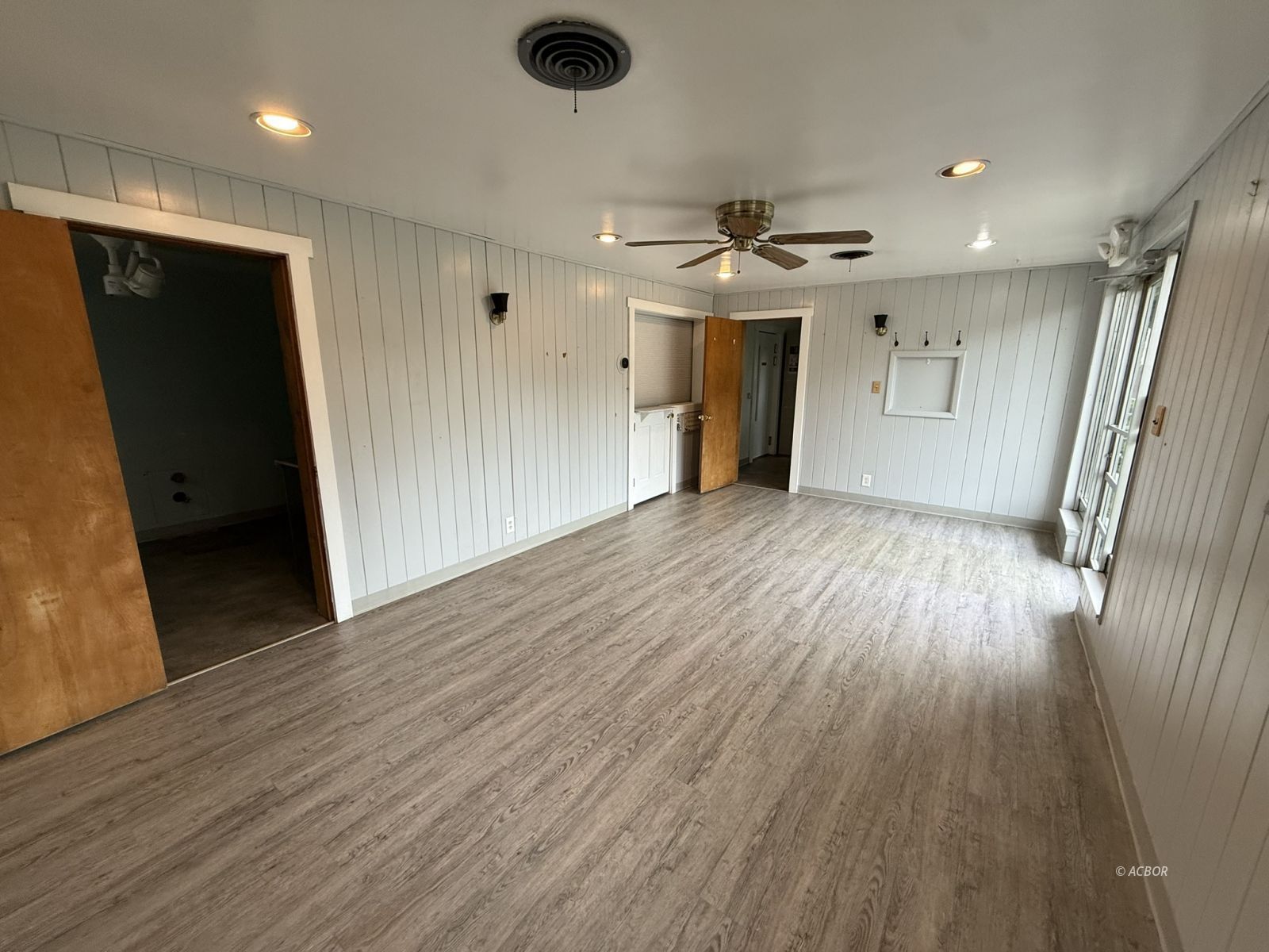 16 Pomeroy Rd Property Photo 4