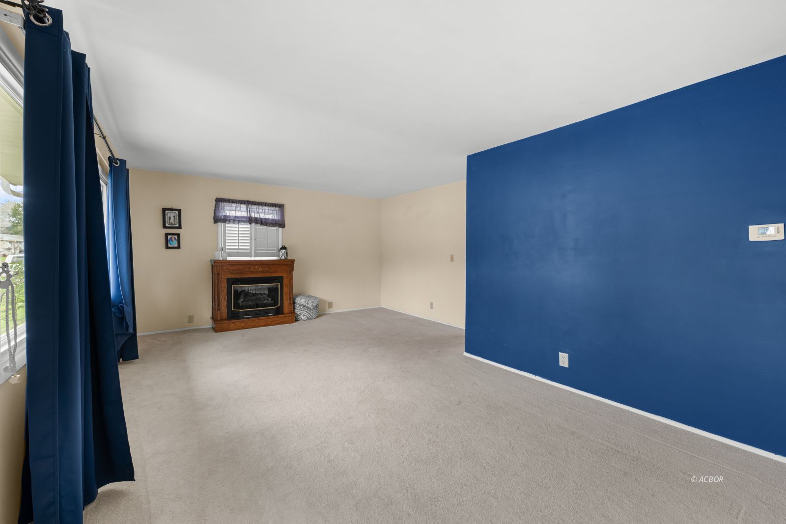 129 Bastiani Dr Property Photo 6