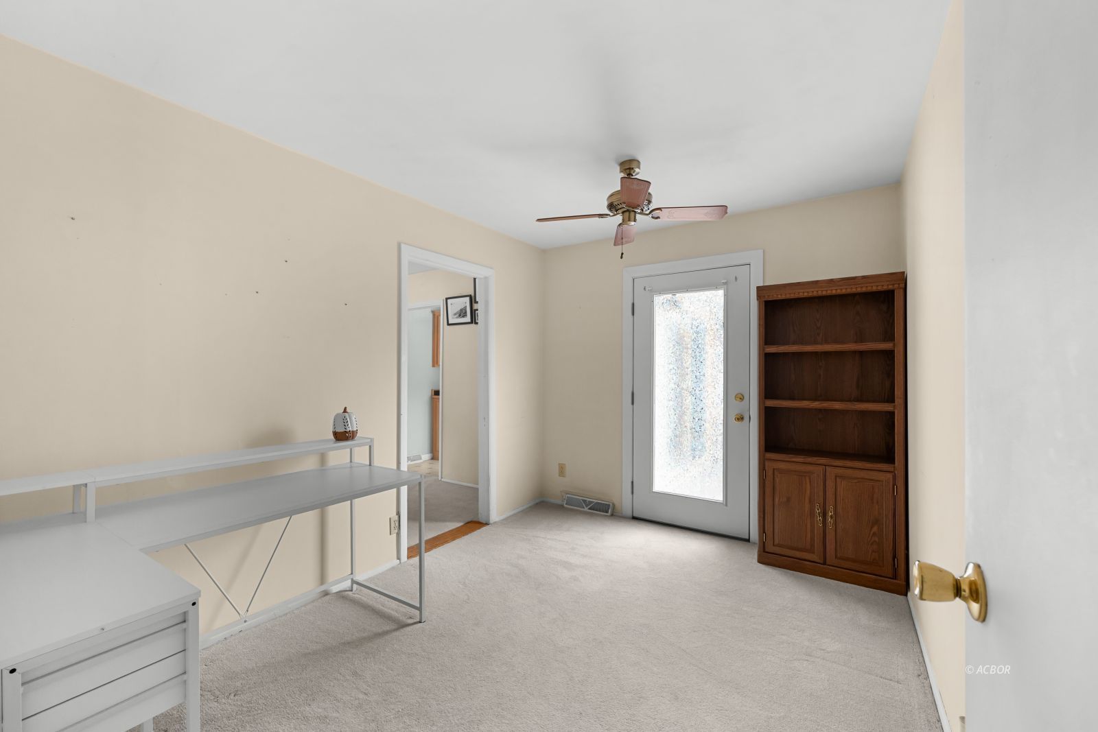 129 Bastiani Dr Property Photo 12