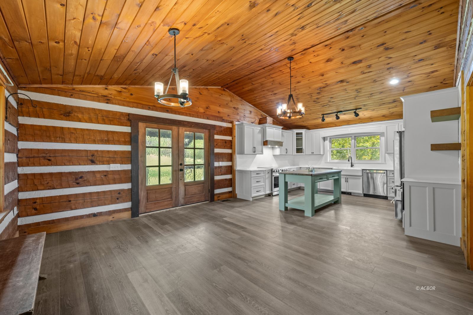 15500 Slab Road Property Photo 7