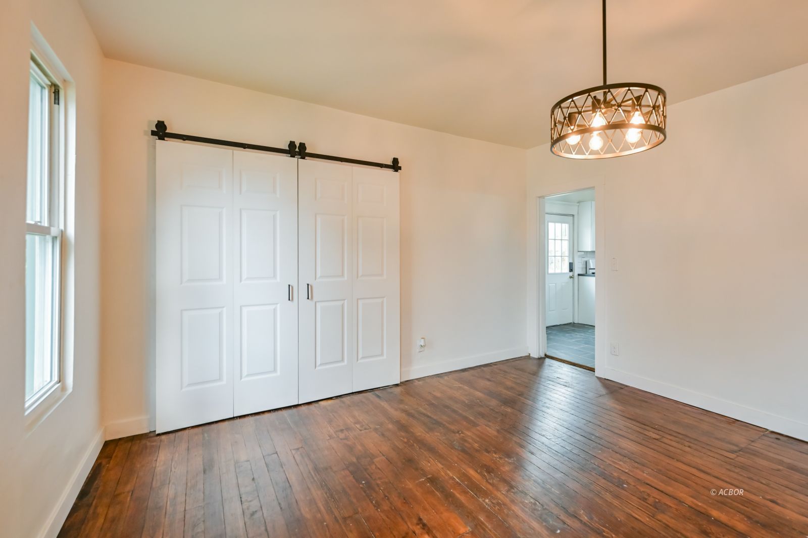 12 Ellis Ave Property Photo 18