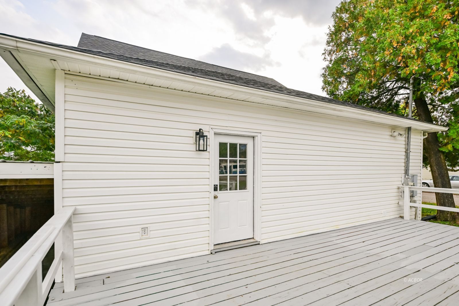12 Ellis Ave Property Photo 45