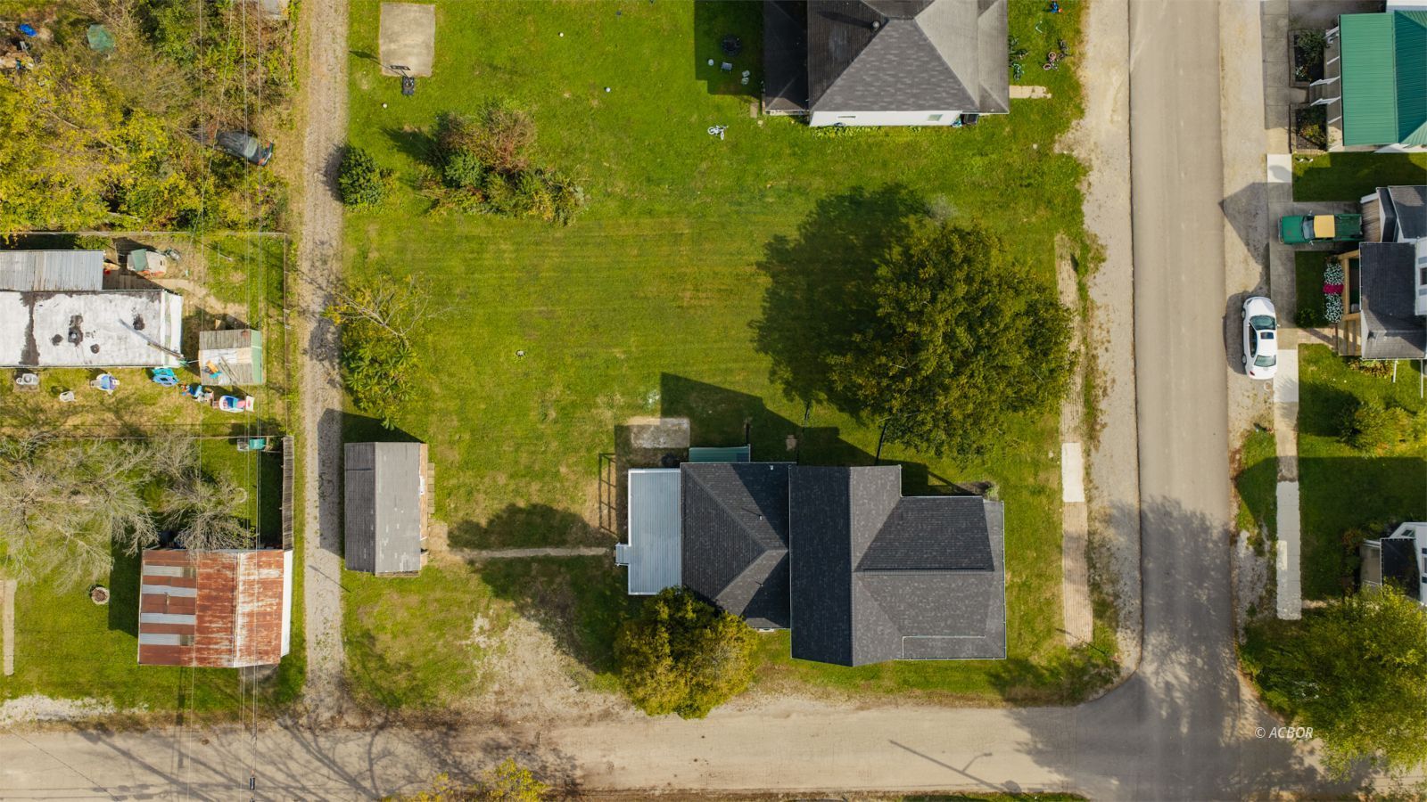 12 Ellis Ave Property Photo 49