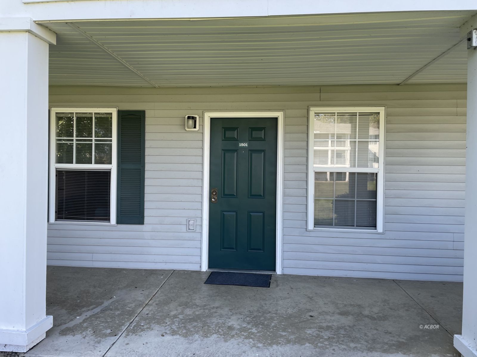 15 S Shafer St # 1501 Property Photo 1