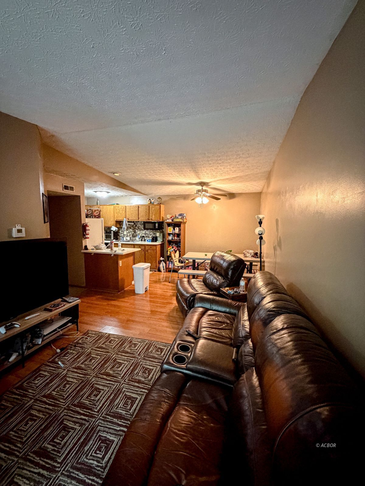 247 W Unioin St # 302a Property Photo 1