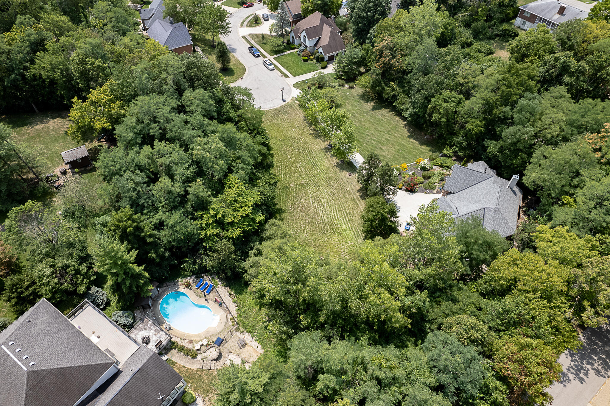 1194 Devou Woods Property Photo 18