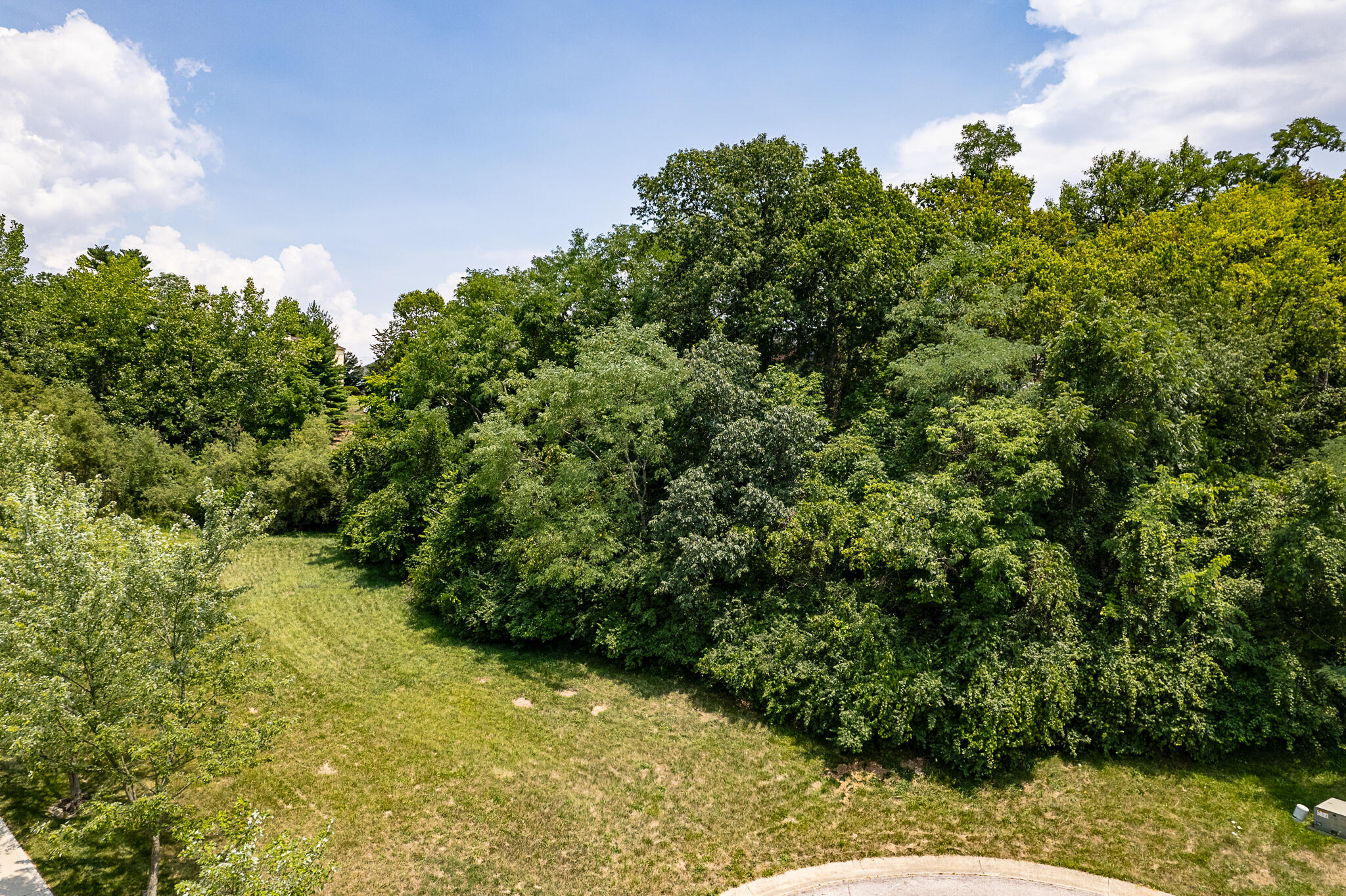 1194 Devou Woods Property Photo 30