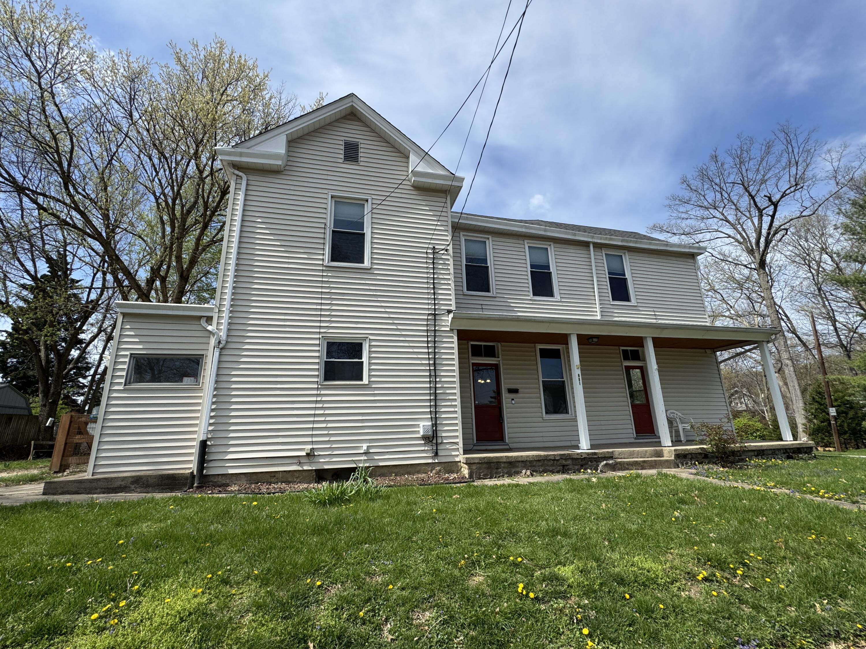 201 W 31st Street Property Photo 1