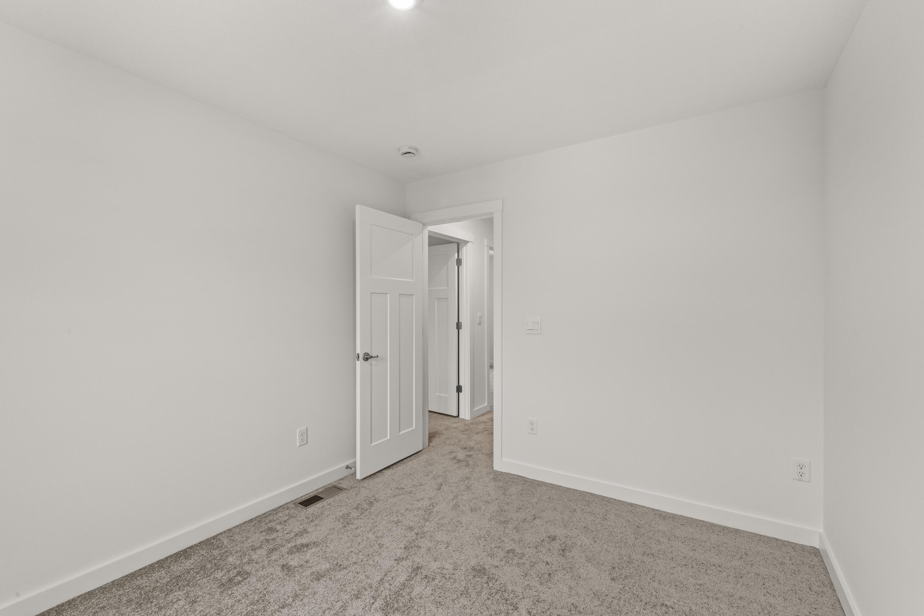 6566 Cannondale Drive Property Photo 32
